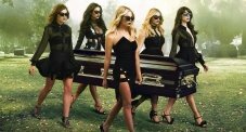 Pretty Little Liars